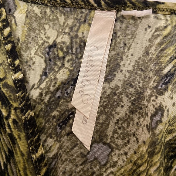 Green Snake-like Pattern Dress - Picture 4 of 5